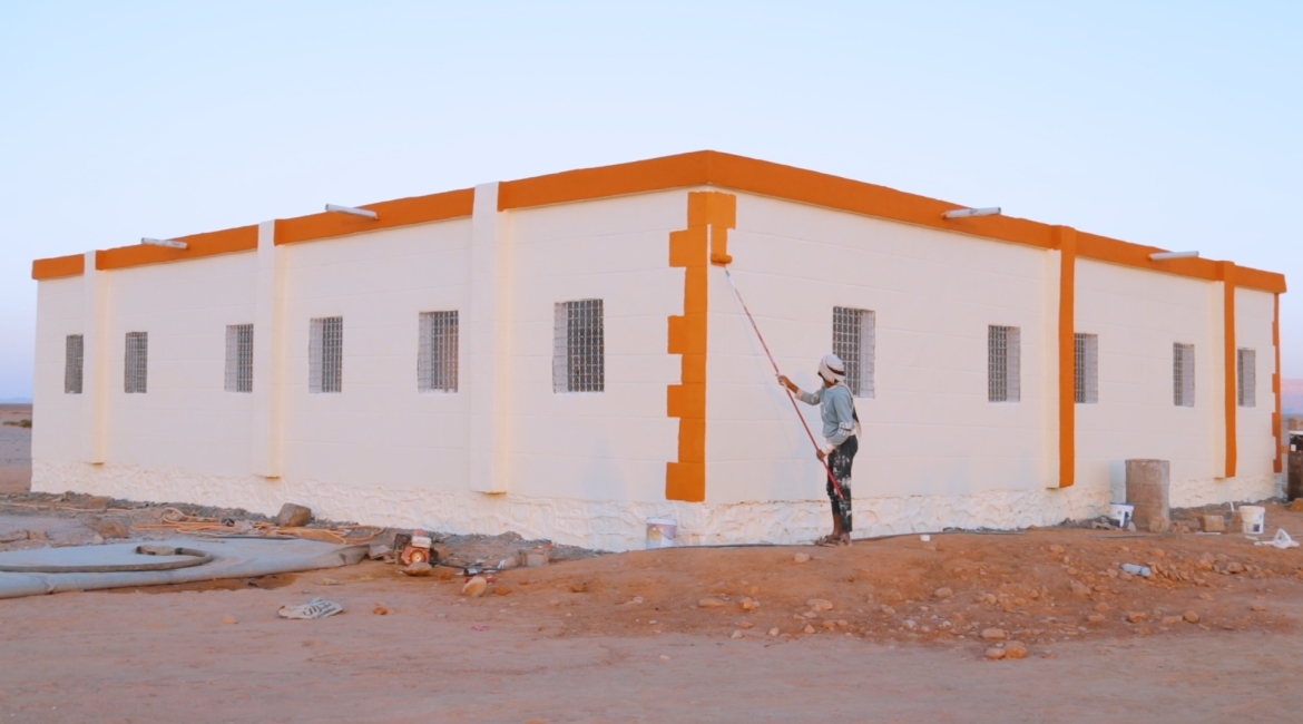 Tawakkol Karman Foundation builds school for 2,000 residents near oil field in Shabwa